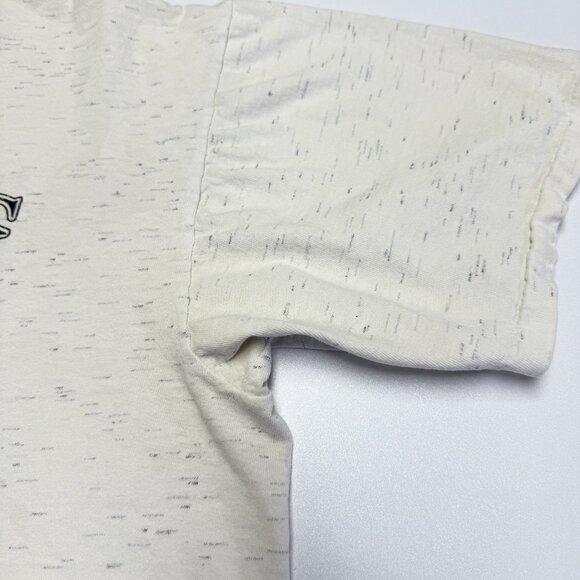 White Short Sleeve Tee Shirt - Picture 5 of 14